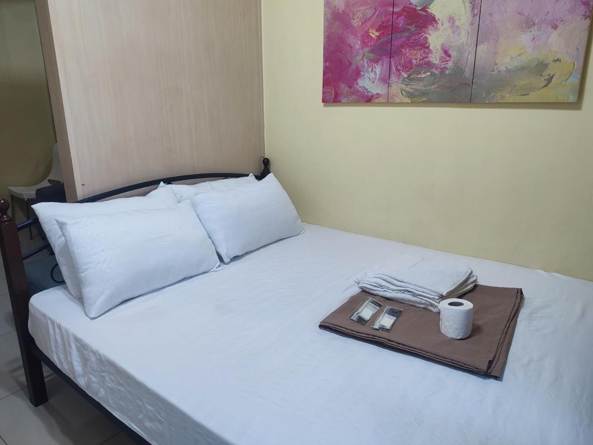Sea Residences Moa Condotel By Ruffa Манила Екстериор снимка